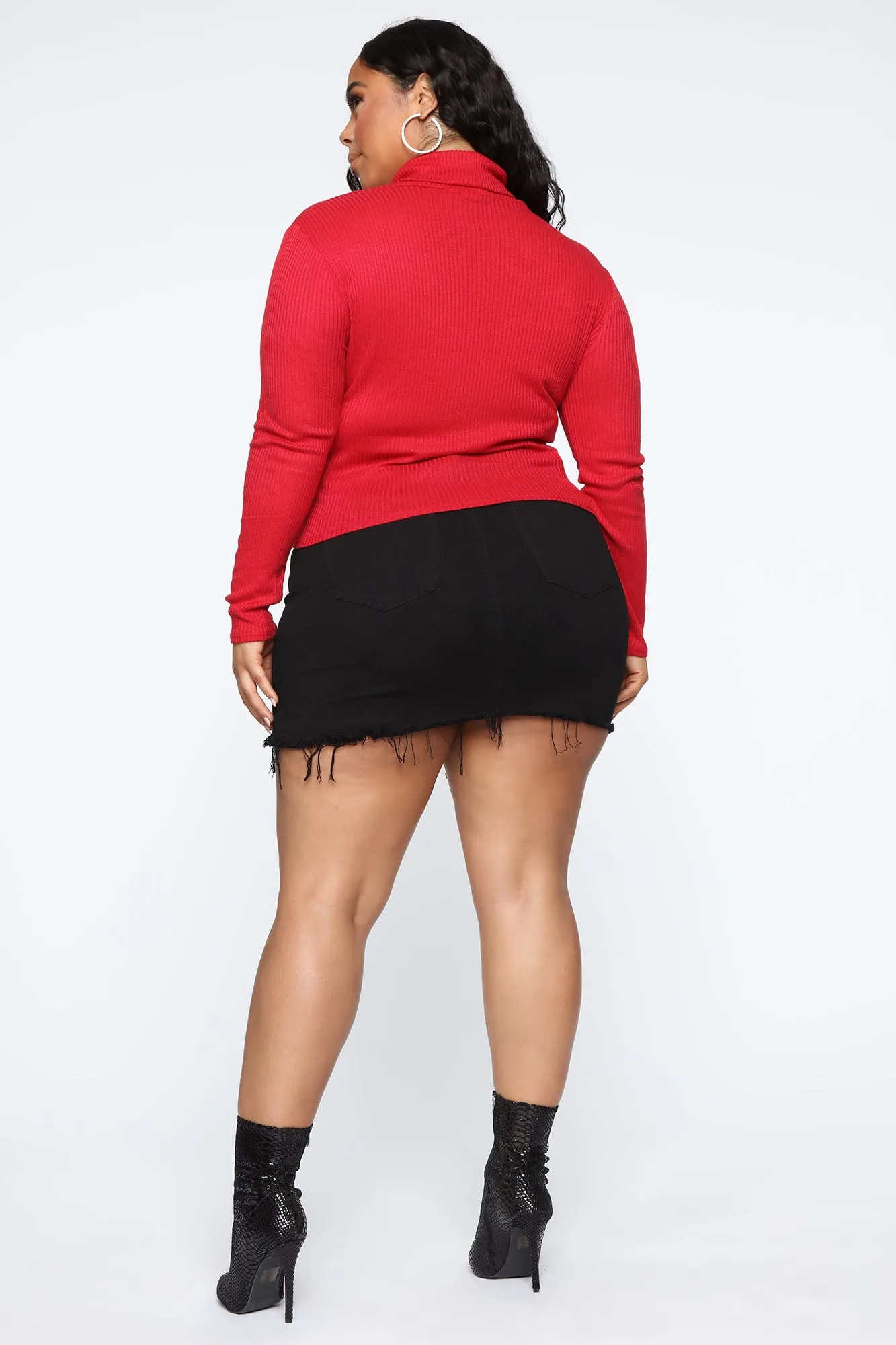 Actin' This Way Turtleneck Top - Red