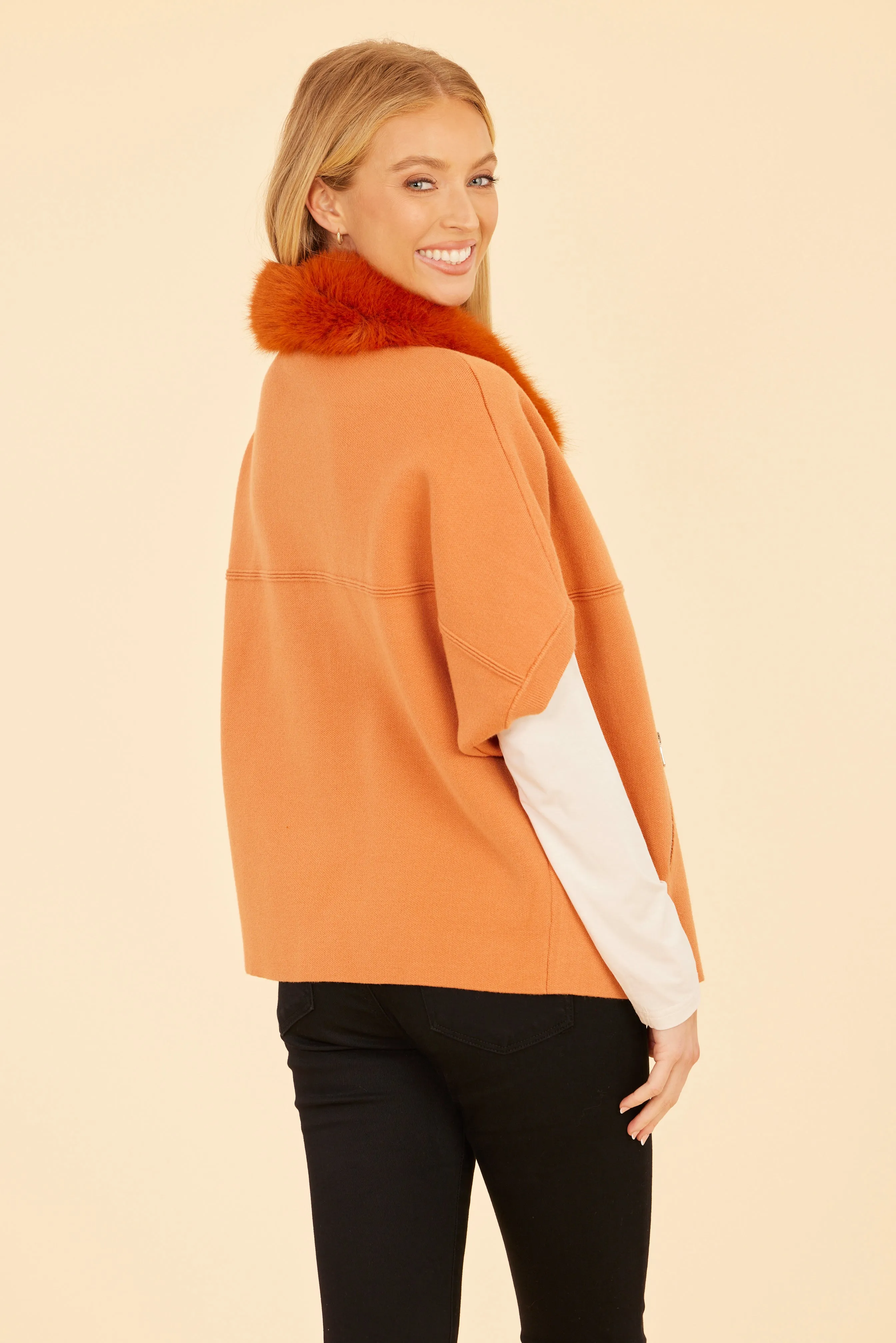 FW'24 Faux Fur Collar Short Sleeved Cardigan