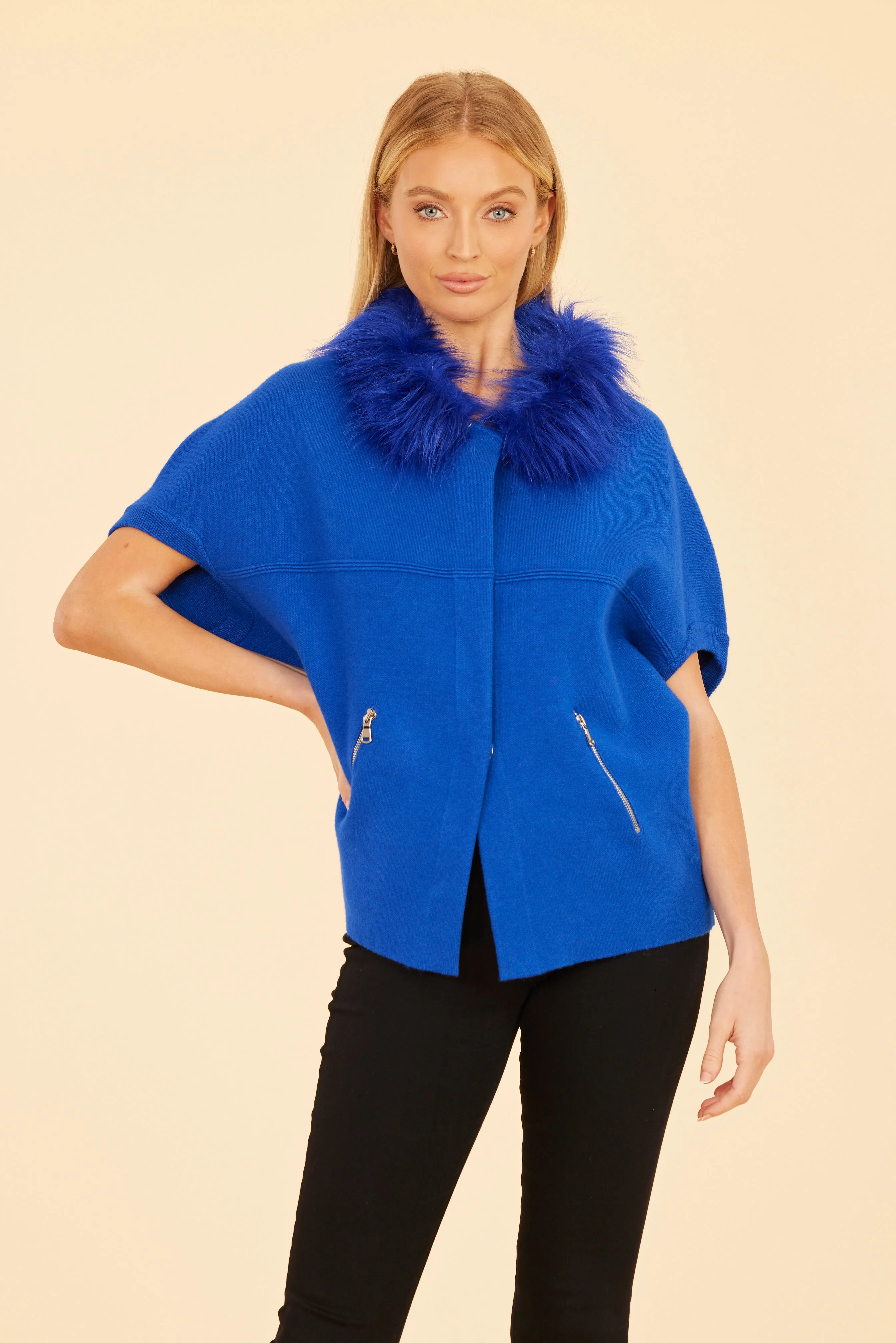 FW'24 Faux Fur Collar Short Sleeved Cardigan