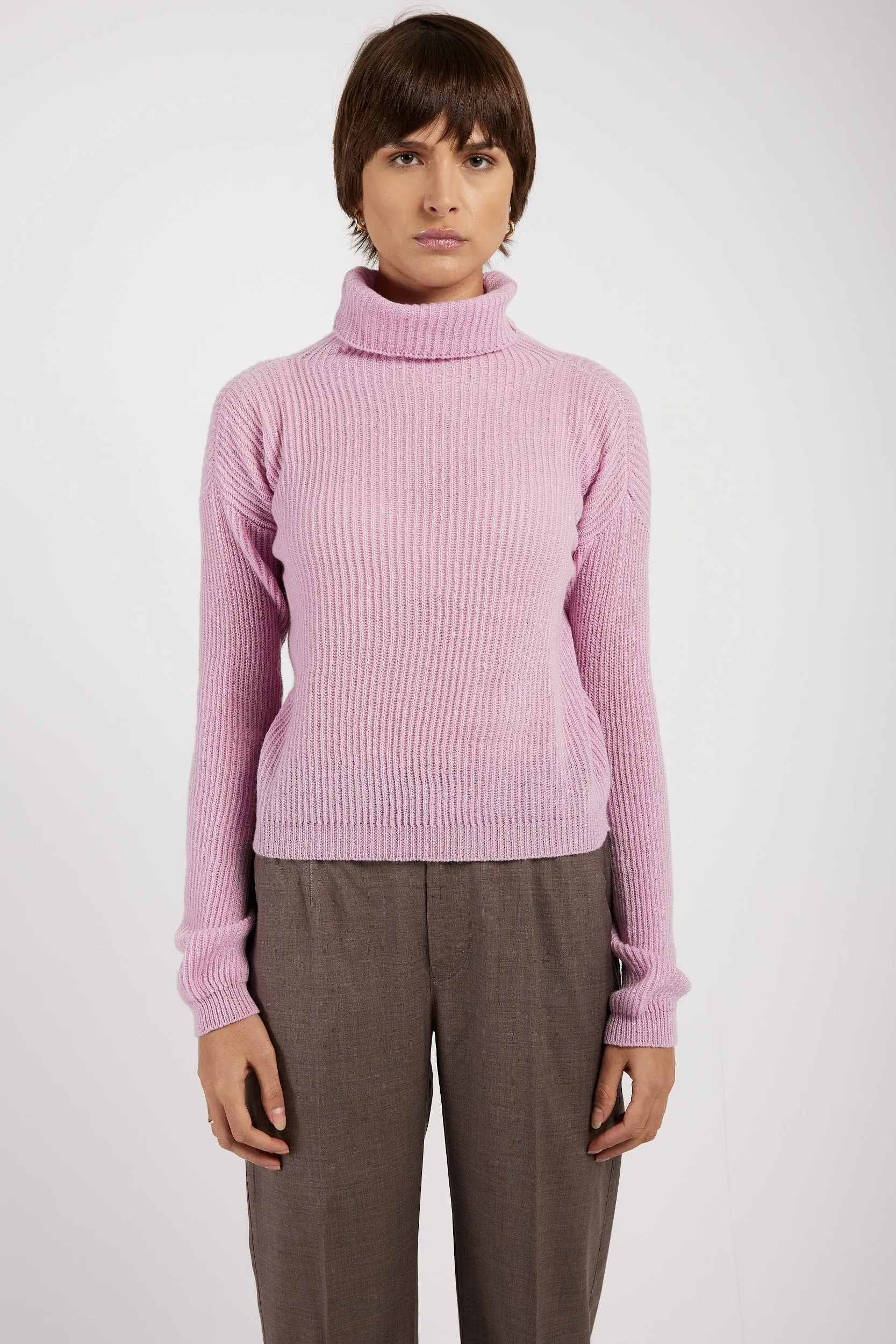 Light Cashmere Turtleneck Sweater in Rose