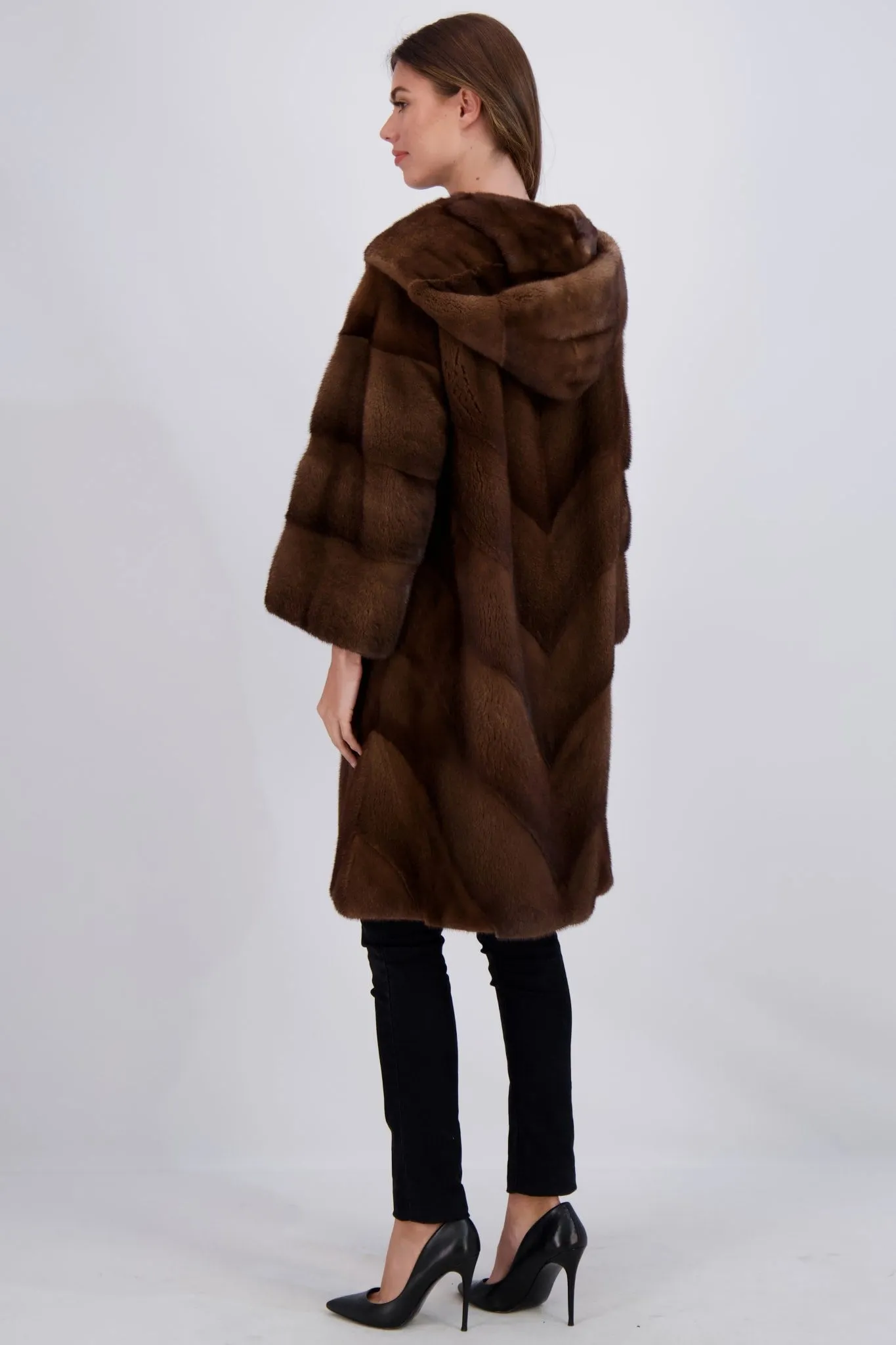 MINK COAT WITH STAND UP COLLAR