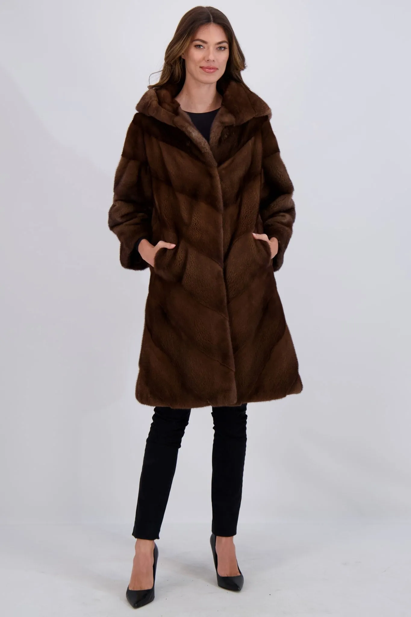 MINK COAT WITH STAND UP COLLAR