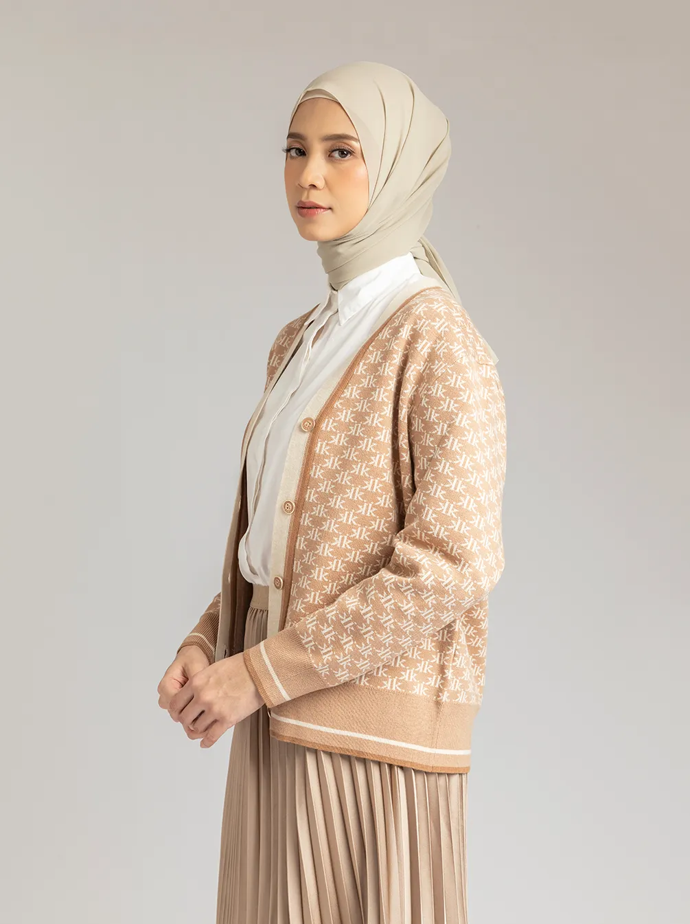 MONOGRAM CARDIGAN OUTER TEDDY BROWN