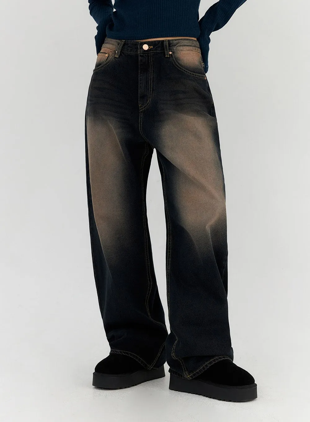 Washed Straight Leg Jeans CN315