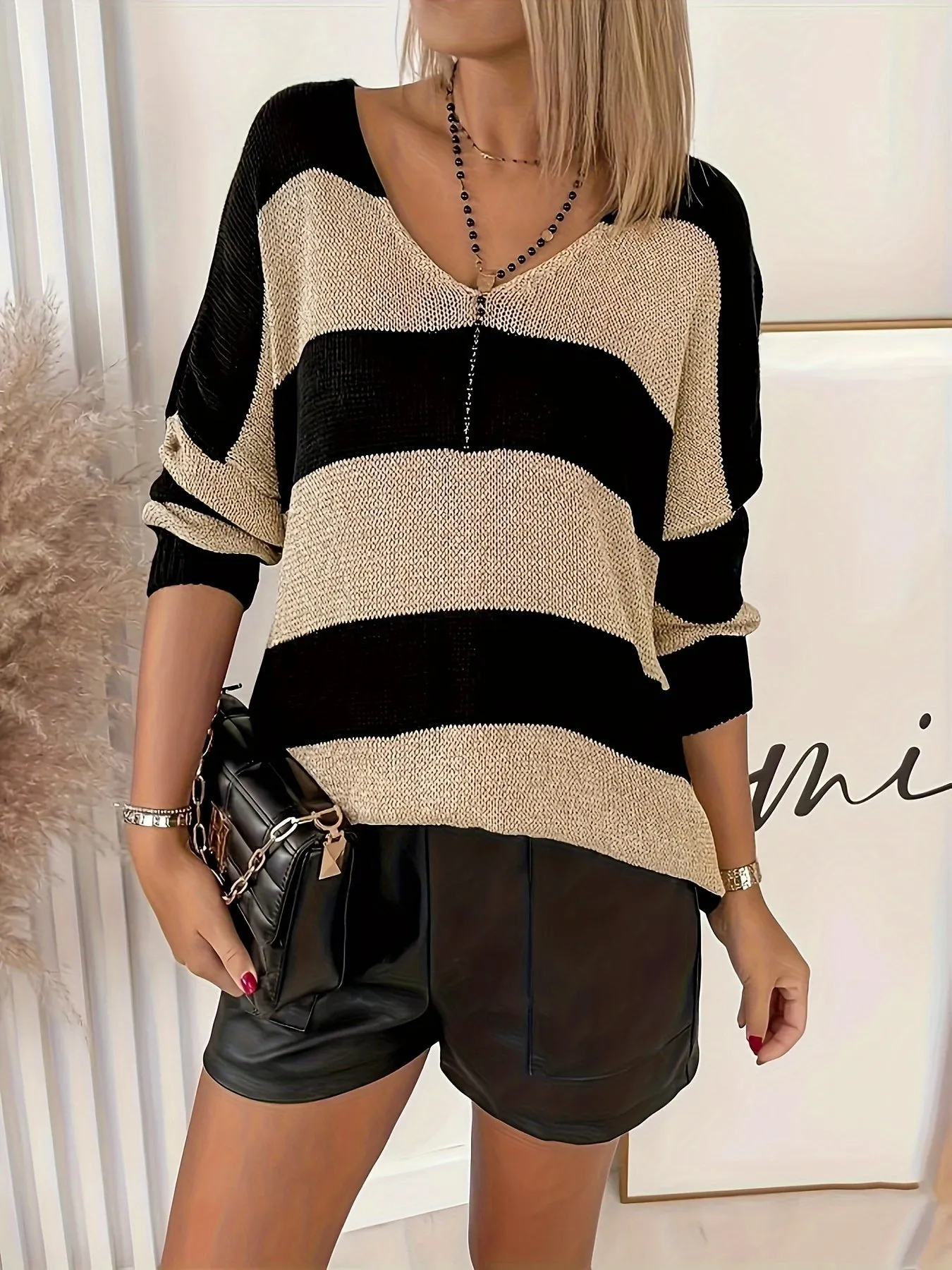 Women's Plus Striped Long Sleeve V-Neck Pullover Jumper - Effortlessly Elegant Comfort"